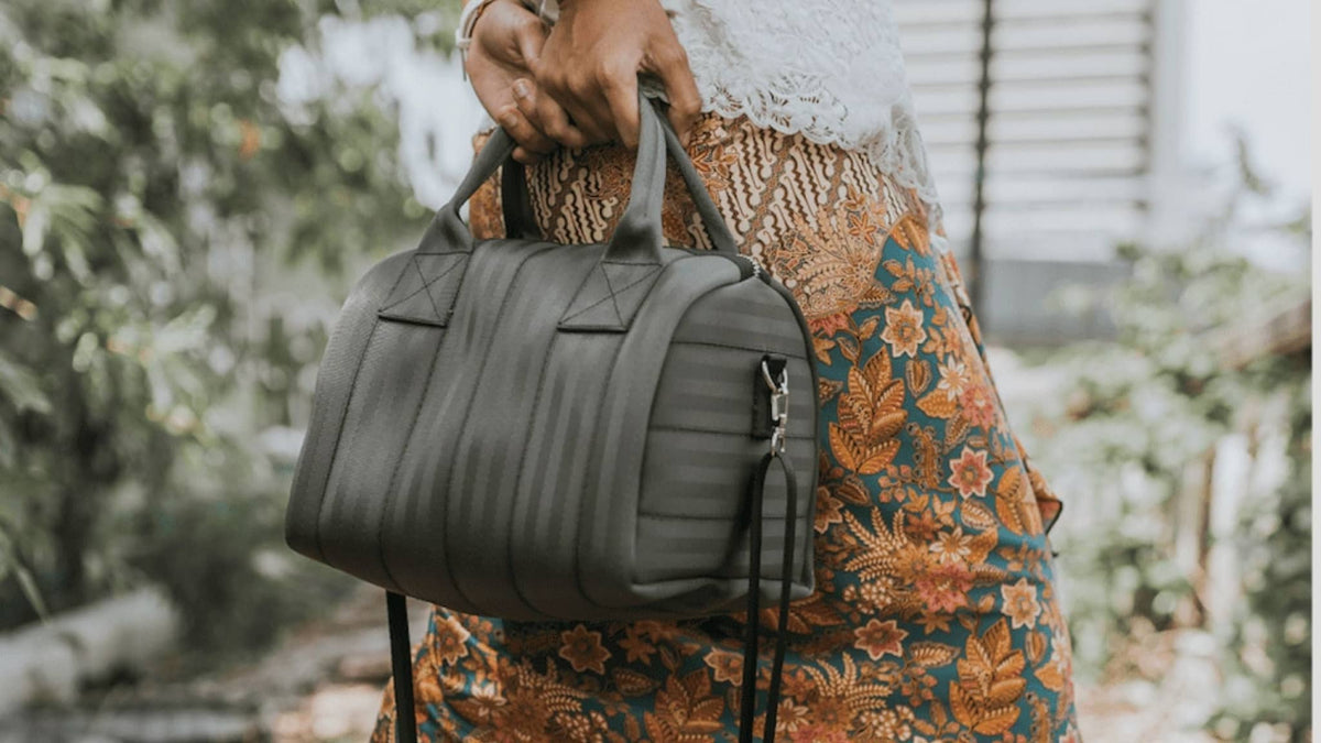 Sustainable Vegan Handbag Guide: How to Choose a Fashionable Bag ...