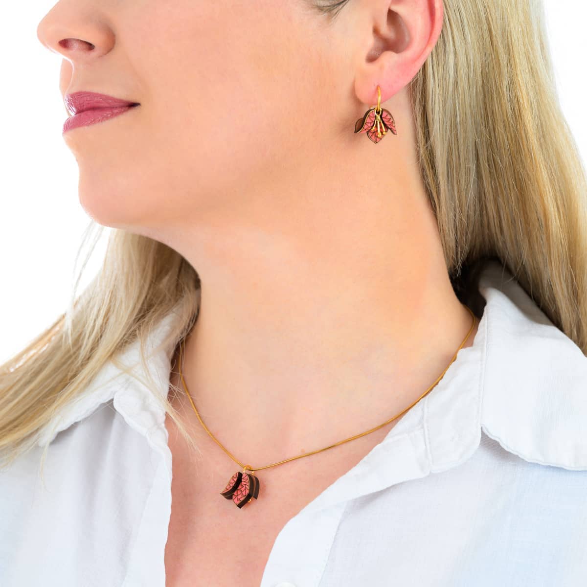 Street Blooms Bougainvillea reclaimed wood earrings and necklace set worn by a model